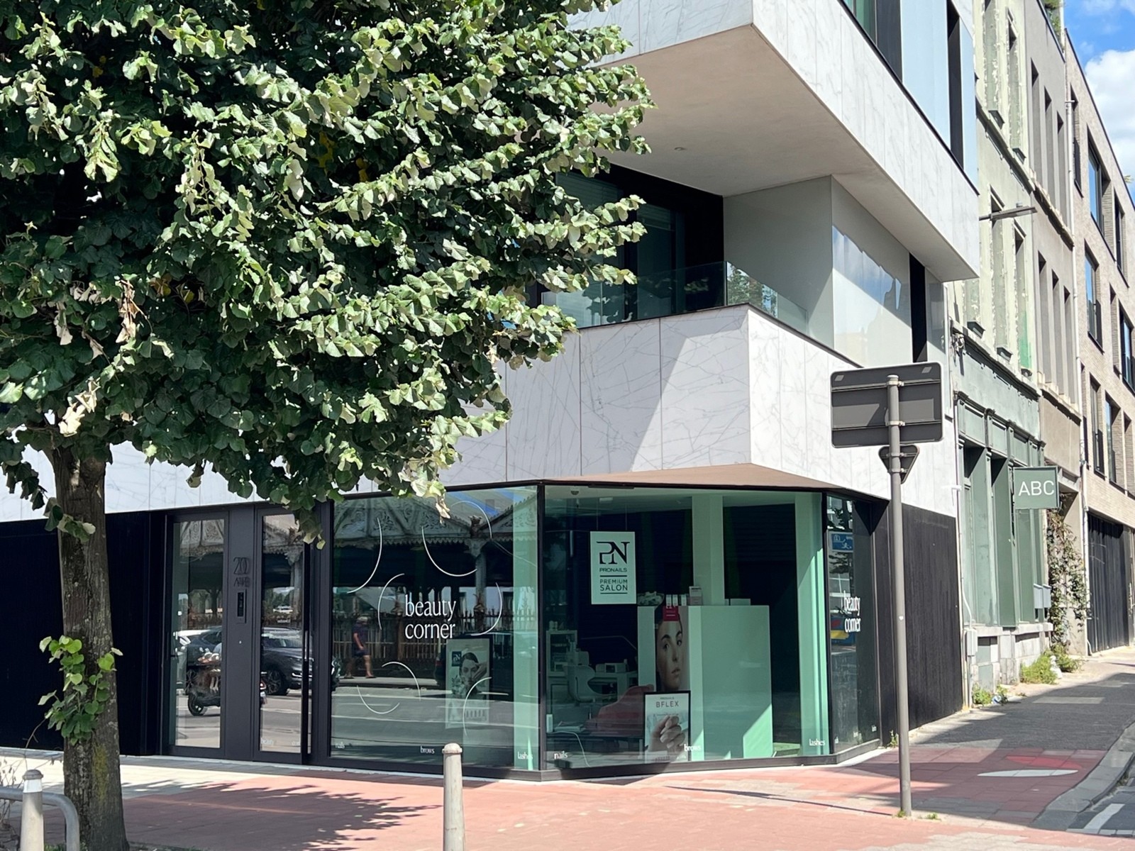 Antwerpen commercial property